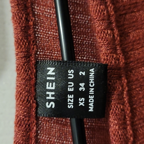 Womens red xs shein sweater - Picture 2 of 2
